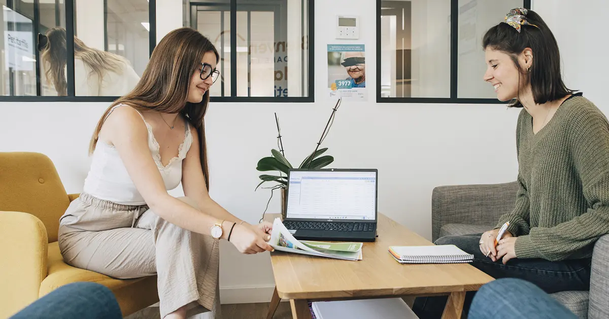 Postuler Nos conseils pour postuler en agence Petits-fils