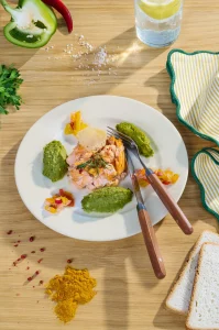 Mi-cuit de saumon et tombée de petits pois